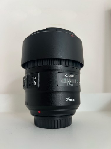 Canon 85mm is usm - canon,