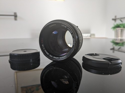 Canon lens 85mm - f1,8, ssc