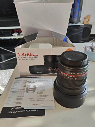 Samyang 85mm if - if, umc